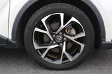 2019 Toyota C-HR 1.8 G Sedan for sale, Japanese used car export - photo 14 of 30 | GULJI TRADERS