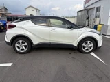2019 Toyota C-HR HV 1.8 S Sedan for sale, Japanese used car export - photo 5 of 30 | GULJI TRADERS