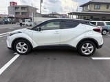 2019 Toyota C-HR HV 1.8 S Sedan for sale, Japanese used car export - photo 6 of 30 | GULJI TRADERS