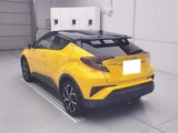 2019 Toyota C-HR 4WD G-T Sedan for sale, Japanese used car export - photo 2 of 12 | GULJI TRADERS