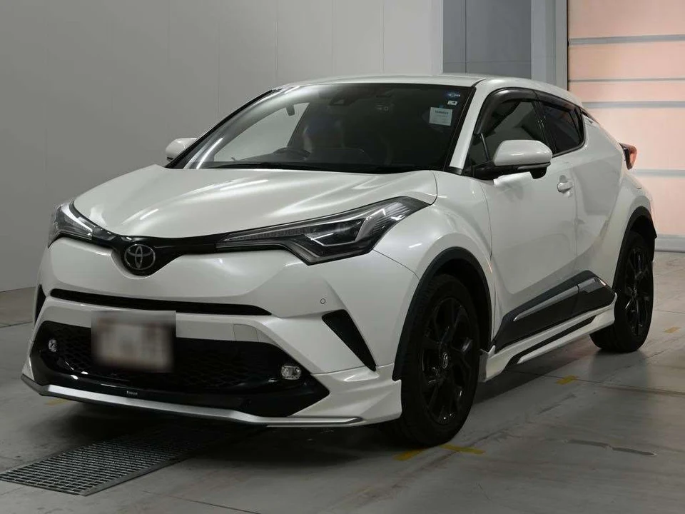 2019 Toyota C-HR G-T 4WD - photo 1 2019 Toyota C-HR G-T 4WD Sedan for sale, Japanese used car export - photo 1 of 12 | GULJI TRADERS