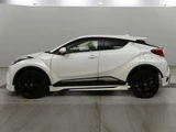2019 Toyota C-HR G-T 4WD Sedan for sale, Japanese used car export - photo 4 of 12 | GULJI TRADERS