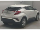 2019 Toyota C-HR S-T 4WD Sedan for sale, Japanese used car export - photo 2 of 3 | GULJI TRADERS
