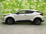 2019 Toyota C-HR Hybrid S_GR Sport Sedan for sale, Japanese used car export - photo 2 of 9 | GULJI TRADERS