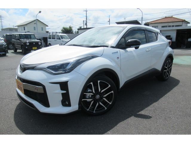 2020 Toyota C-HR Hybrid 1.8 S GR Sport Sedan for sale, Japanese used car export - photo 1 of 19 | GULJI TRADERS