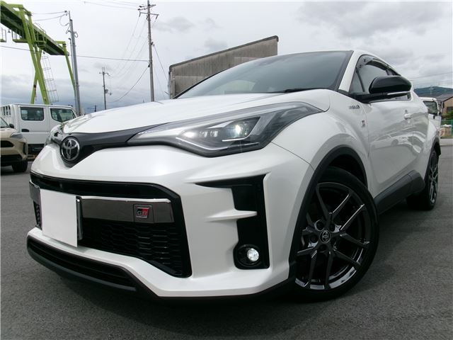 2020 Toyota C-HR S-GR Sport Sedan for sale, Japanese used car export - photo 1 of 54 | GULJI TRADERS