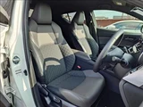 2020 Toyota C-HR Hybrid G Sedan for sale, Japanese used car export - photo 4 of 19 | GULJI TRADERS