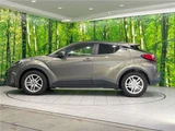 2020 Toyota C-HR S Sedan for sale, Japanese used car export - photo 6 of 30 | GULJI TRADERS