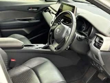 2020 Toyota C-HR Hybrid 1.8 G Sedan for sale, Japanese used car export - photo 11 of 51 | GULJI TRADERS