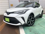 2020 Toyota C-HR Hybrid 1.8 G Sedan for sale, Japanese used car export - photo 1 of 39 | GULJI TRADERS
