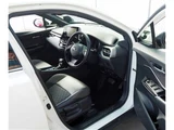 2020 Toyota C-HR G BSM Sedan for sale, Japanese used car export - photo 17 of 34 | GULJI TRADERS