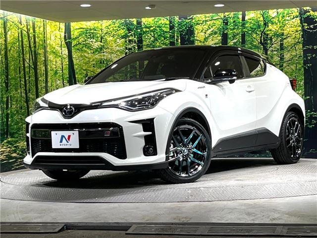 2020 Toyota C-HR S GR Sport - photo 1 2020 Toyota C-HR S GR Sport Sedan for sale, Japanese used car export - photo 1 of 30 | GULJI TRADERS