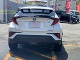 2020 Toyota C-HR Hybrid 1.8 G Sedan for sale, Japanese used car export - photo 11 of 54 | GULJI TRADERS