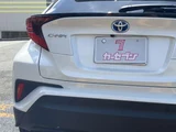 2020 Toyota C-HR Hybrid 1.8 G Sedan for sale, Japanese used car export - photo 16 of 54 | GULJI TRADERS
