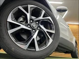 2020 Toyota C-HR Hybrid G Sedan for sale, Japanese used car export - photo 19 of 20 | GULJI TRADERS