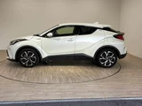 2020 Toyota C-HR Sedan for sale, Japanese used car export - photo 17 of 20 | GULJI TRADERS