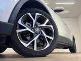2020 Toyota C-HR Sedan for sale, Japanese used car export - photo 20 of 20 | GULJI TRADERS