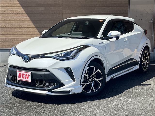 2020 Toyota C-HR Hybrid G Sedan for sale, Japanese used car export - photo 1 of 42 | GULJI TRADERS