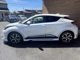 2020 Toyota C-HR Hybrid G Sedan for sale, Japanese used car export - photo 2 of 42 | GULJI TRADERS