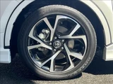 2020 Toyota C-HR Hybrid G Sedan for sale, Japanese used car export - photo 16 of 42 | GULJI TRADERS