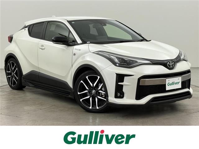 2020 Toyota C-HR S GR Sport - photo 1 2020 Toyota C-HR S GR Sport Sedan for sale, Japanese used car export - photo 1 of 24 | GULJI TRADERS