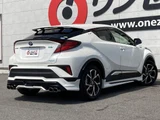 2020 Toyota C-HR Hybrid 1.8 G Sedan for sale, Japanese used car export - photo 2 of 10 | GULJI TRADERS