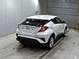 2020 Toyota C-HR S-T 4WD Sedan for sale, Japanese used car export - photo 2 of 5 | GULJI TRADERS