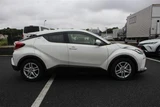 2020 Toyota C-HR S-T Sedan for sale, Japanese used car export - photo 15 of 30 | GULJI TRADERS
