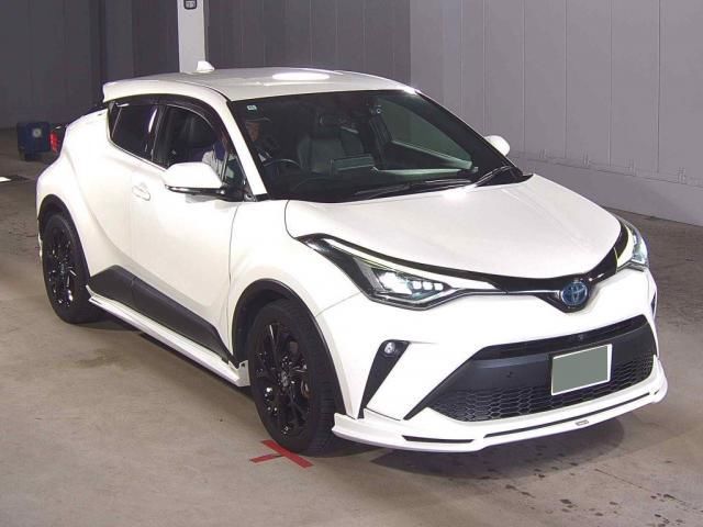2020 Toyota C-HR G - photo 1 2020 Toyota C-HR G Sedan for sale, Japanese used car export - photo 1 of 6 | GULJI TRADERS