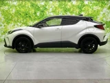 2020 Toyota C-HR Hybrid Sedan for sale, Japanese used car export - photo 2 of 9 | GULJI TRADERS