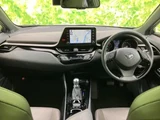 2020 Toyota C-HR Hybrid G Sedan for sale, Japanese used car export - photo 4 of 9 | GULJI TRADERS
