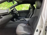 2020 Toyota C-HR Hybrid G Sedan for sale, Japanese used car export - photo 7 of 9 | GULJI TRADERS