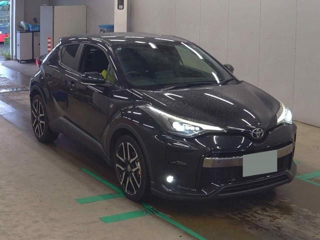 2020 Toyota C-HR S GR Sport Sedan for sale, Japanese used car export - photo 1 of 5 | GULJI TRADERS