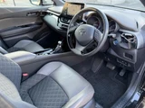 2020 Toyota C-HR Hybrid G Sedan for sale, Japanese used car export - photo 9 of 22 | GULJI TRADERS