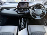 2020 Toyota C-HR Hybrid G Sedan for sale, Japanese used car export - photo 16 of 22 | GULJI TRADERS