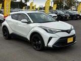 2021 Toyota C-HR Hybrid 1.8 G Sedan for sale, Japanese used car export - photo 5 of 53 | GULJI TRADERS
