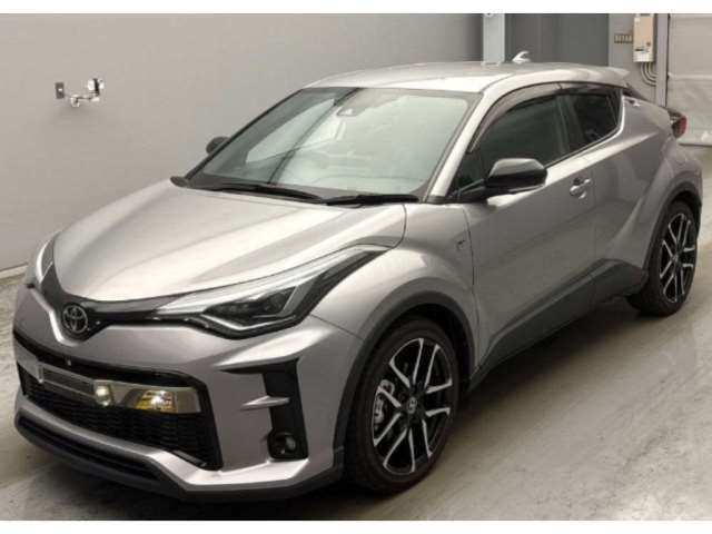 2021 Toyota C-HR S-T GR Sport - photo 1 2021 Toyota C-HR S-T GR Sport Sedan for sale, Japanese used car export - photo 1 of 3 | GULJI TRADERS