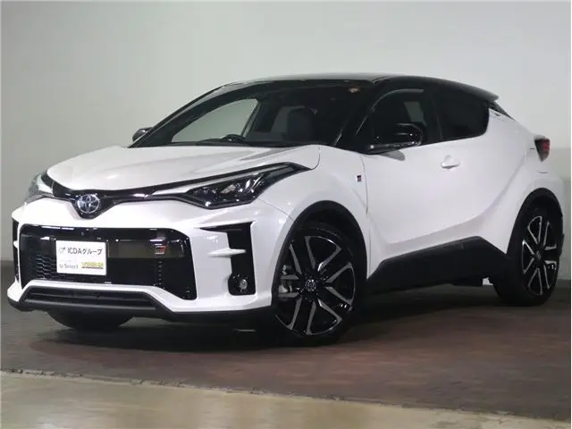 2022 Toyota C-HR S GR Sport ★ Used Car ★ One Owner, Non-Smoking ★ Genuine Navigation TV, 360° View ★ Dashcam Pearl SUV for sale, Japanese used car export | GULJI TRADERS