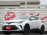 2022 Toyota C-HR G-Mode Nero Safety +2 ■ All-around monitor Pearl SUV for sale, Japanese used car export - photo 1 of 43 | GULJI TRADERS
