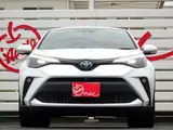 2022 Toyota C-HR G-Mode Nero Safety +2 ■ All-around monitor Pearl SUV for sale, Japanese used car export - photo 3 of 43 | GULJI TRADERS
