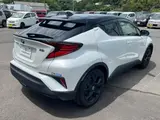 2022 Toyota C-HR G-Mode Nero Safety Plus II Pearl SUV for sale, Japanese used car export - photo 2 of 10 | GULJI TRADERS