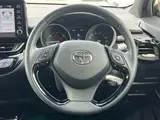 2022 Toyota C-HR G-Mode Nero Safety Plus II Pearl SUV for sale, Japanese used car export - photo 6 of 10 | GULJI TRADERS