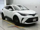 2022 Toyota C-HR G-Mode Nero Safety Plus 3 Pearl SUV for sale, Japanese used car export - photo 5 of 12 | GULJI TRADERS