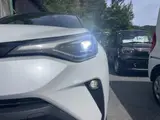 2022 Toyota C-HR G Pearl SUV for sale, Japanese used car export - photo 8 of 9 | GULJI TRADERS