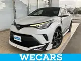 2022 Toyota C-HR Hybrid G White SUV for sale, Japanese used car export - photo 1 of 9 | GULJI TRADERS