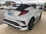 2022 Toyota C-HR Hybrid G White SUV for sale, Japanese used car export - photo 3 of 9 | GULJI TRADERS