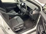 2022 Toyota C-HR G-Mode Nero Safety Plus 3 Pearl SUV for sale, Japanese used car export - photo 6 of 9 | GULJI TRADERS