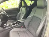 2022 Toyota C-HR Hybrid G-Mode Nero Safety Other SUV for sale, Japanese used car export - photo 6 of 9 | GULJI TRADERS