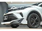 2023 Toyota C-HR G-Mode Nero Safety Plus 3 Pearl SUV for sale, Japanese used car export - photo 38 of 58 | GULJI TRADERS