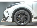 2023 Toyota C-HR G-Mode Nero Safety Plus 3 Pearl SUV for sale, Japanese used car export - photo 40 of 58 | GULJI TRADERS